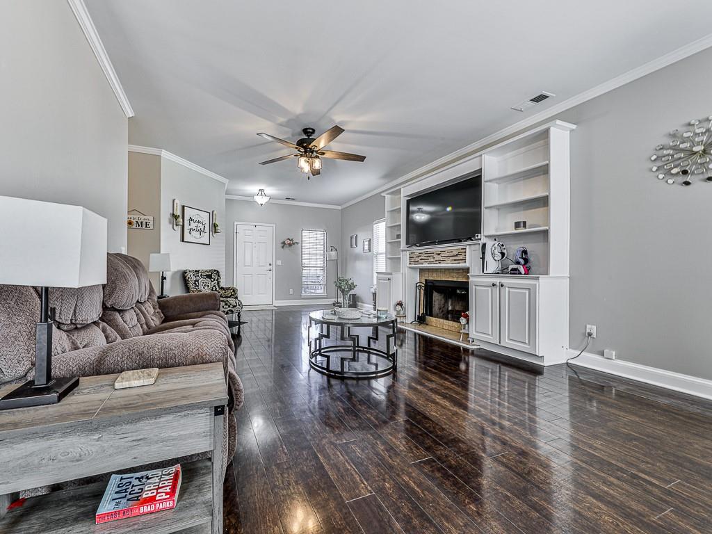 307 Turtle Pointe Drive