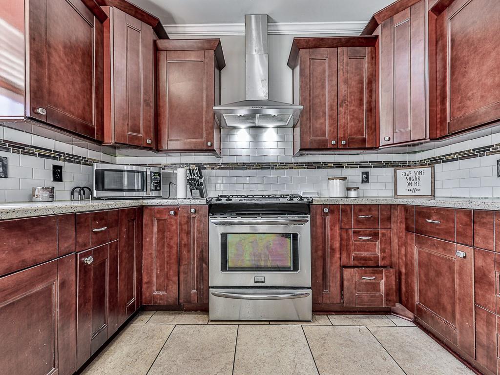 307 Turtle Pointe Drive