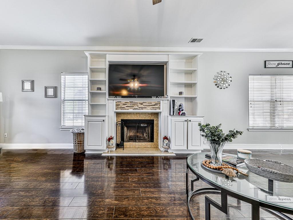 307 Turtle Pointe Drive