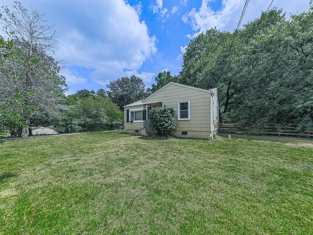 413 Hilltop Cir Extension SW