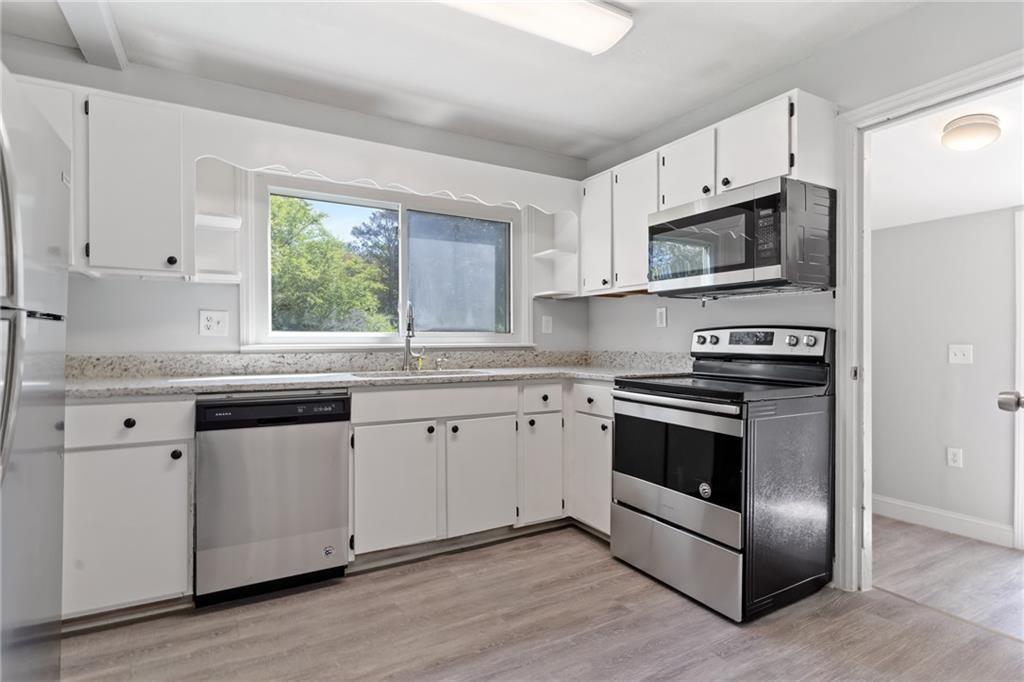 413 Hilltop Cir Extension SW