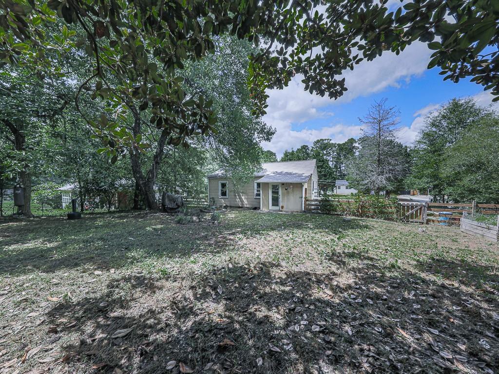 413 Hilltop Cir Extension SW