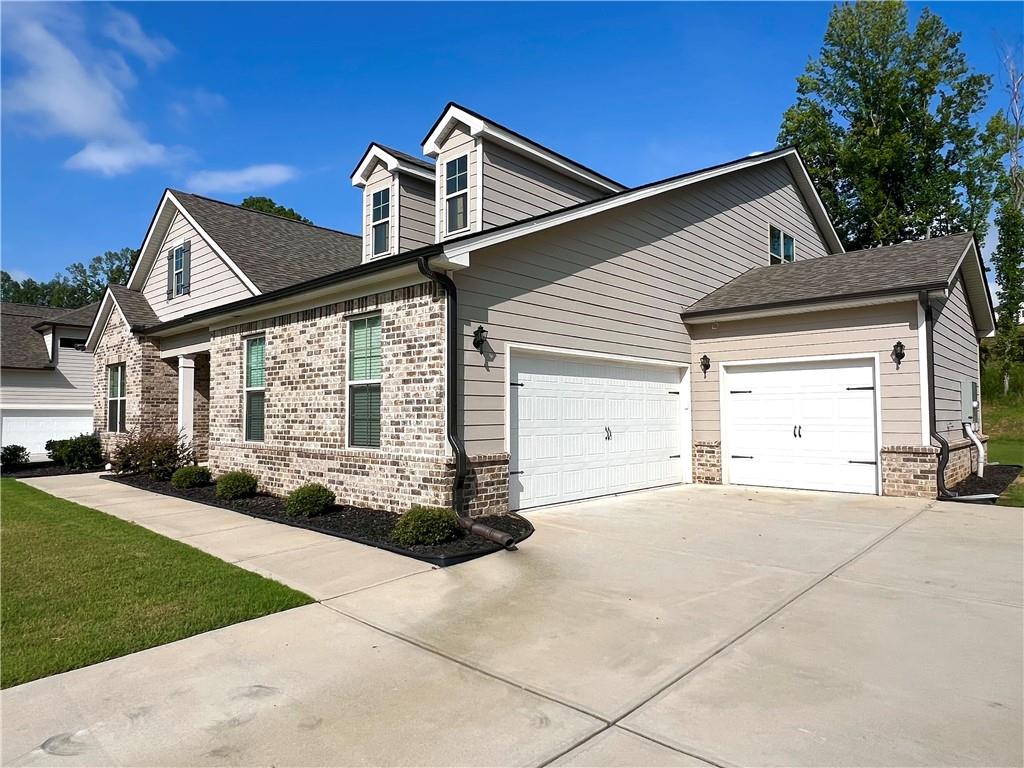 449 Carmichael Circle