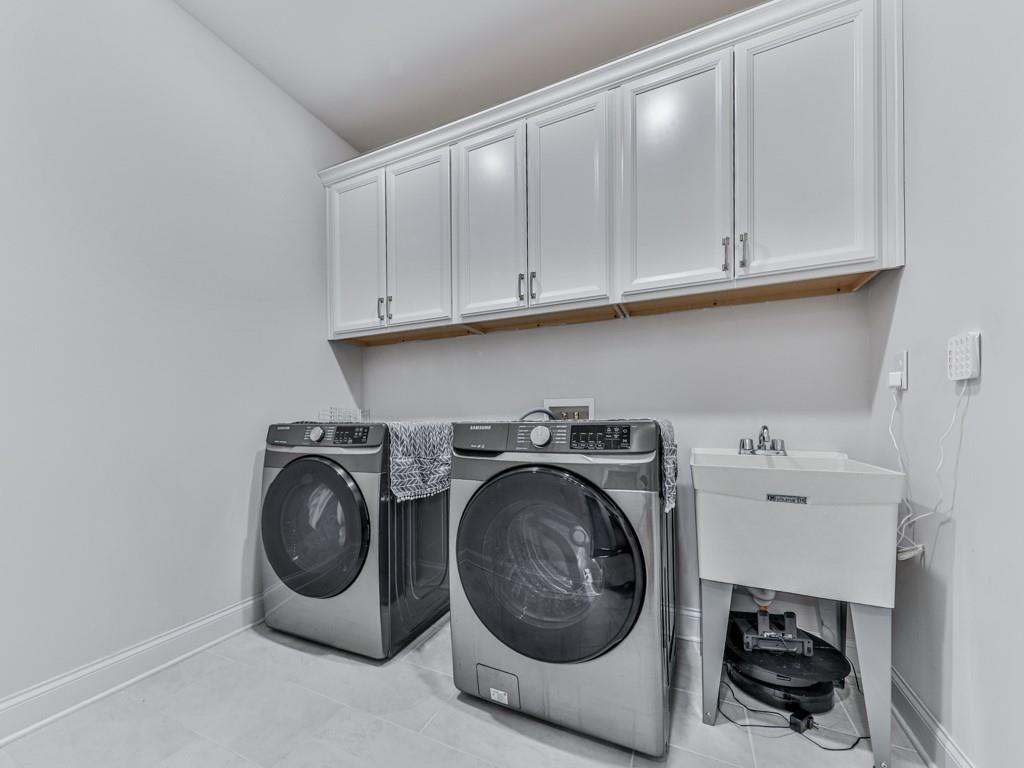 449 Carmichael Circle