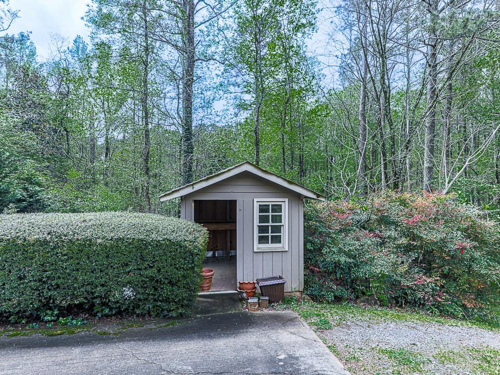 4445 Moon Station Lane NW