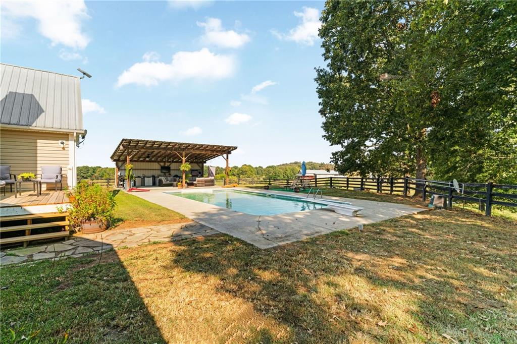 6494 Nicklesville Road NE