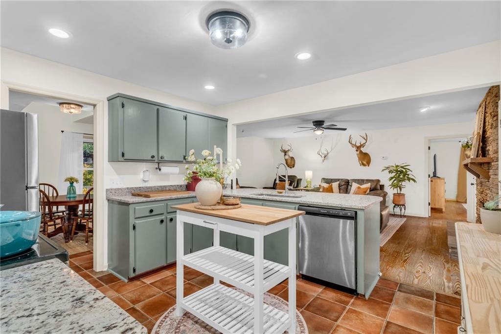 6494 Nicklesville Road NE