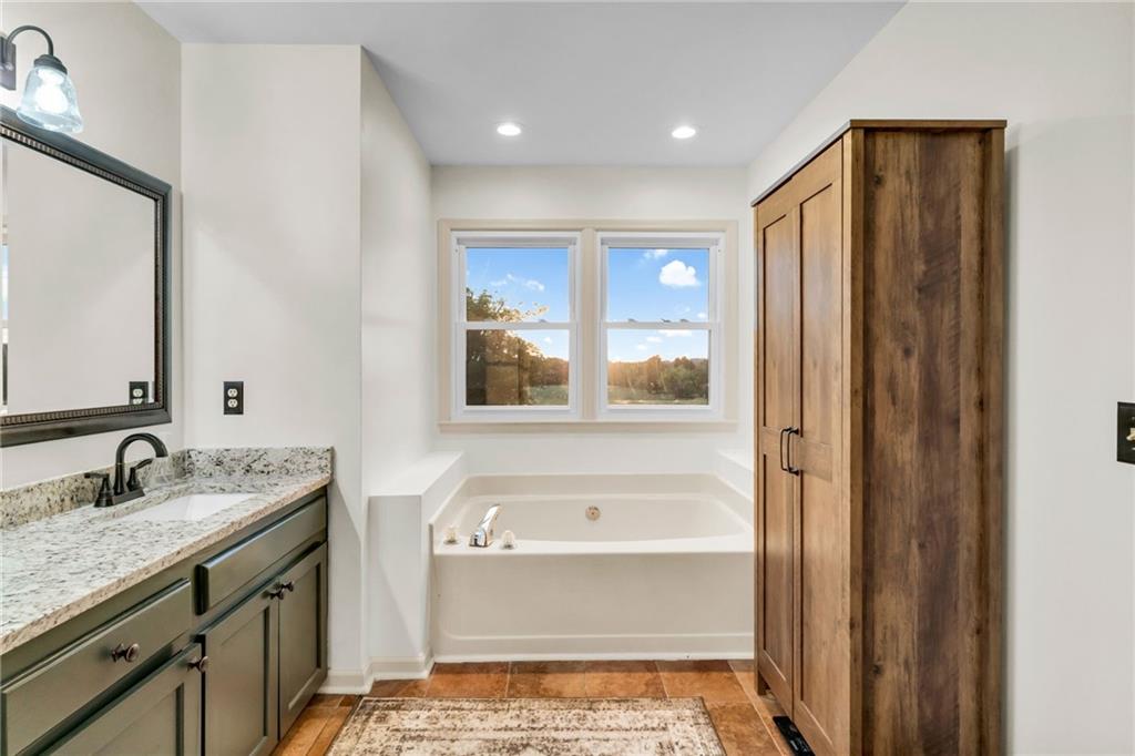 6494 Nicklesville Road NE