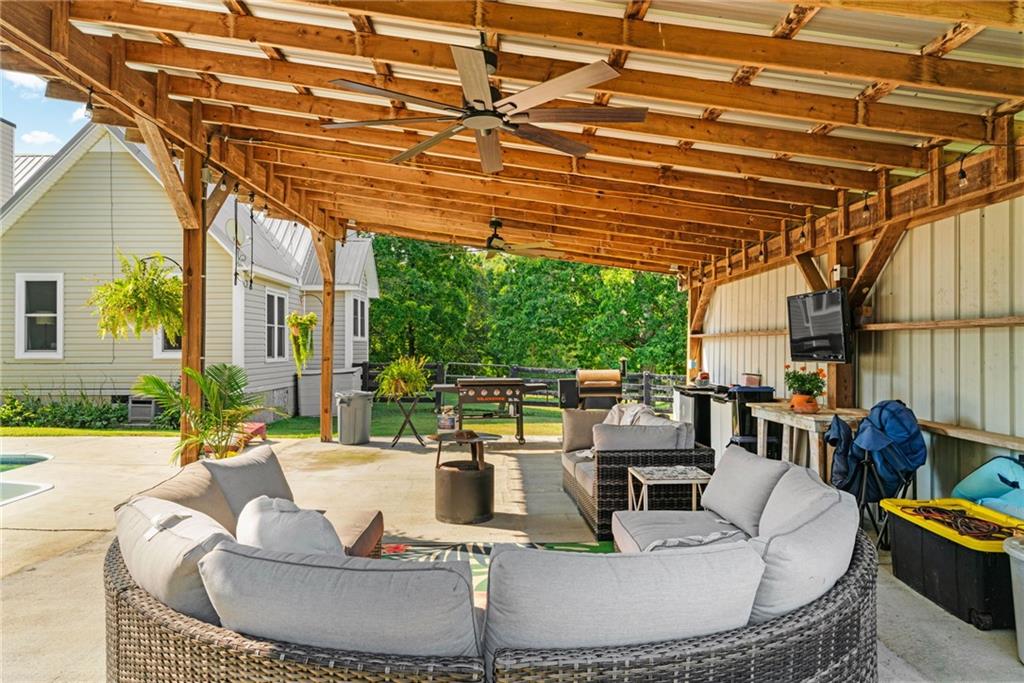 6494 Nicklesville Road NE