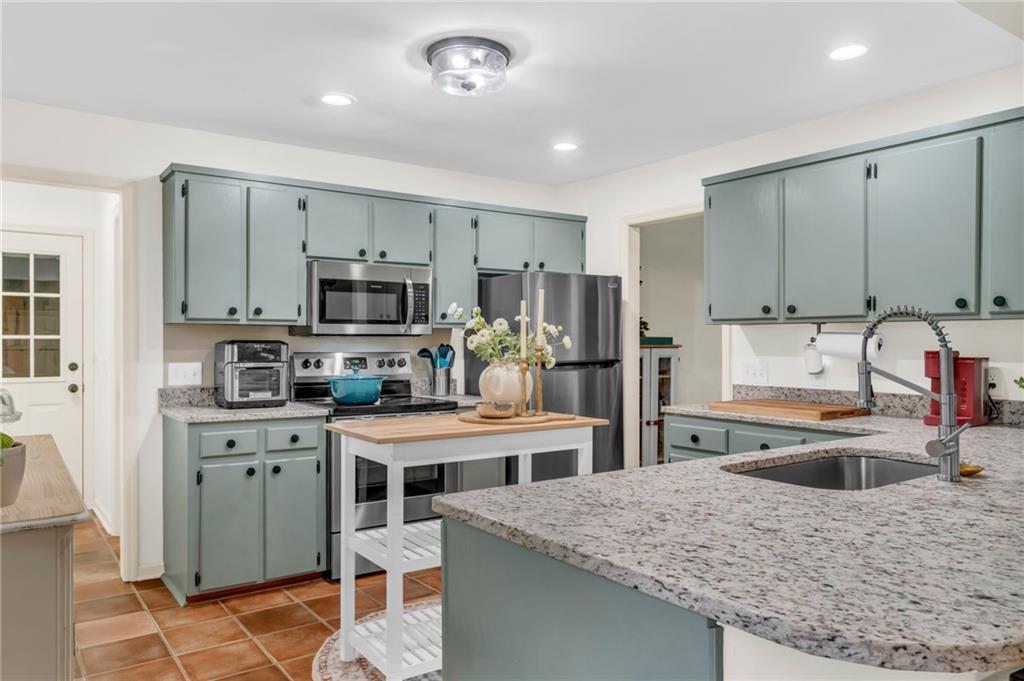 6494 Nicklesville Road NE