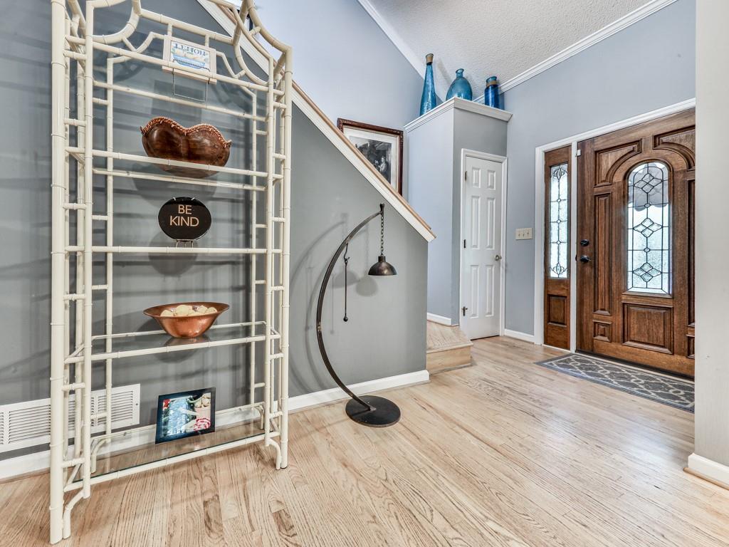 5855 Wills Lake Road