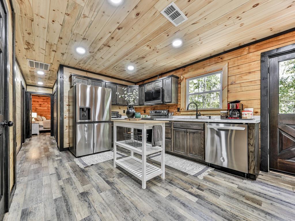 1166 Upper Sweetwater Trail SE