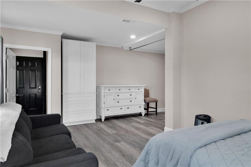 3547 Reavis Mountain Road