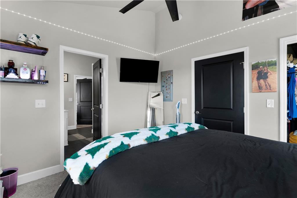 3547 Reavis Mountain Road