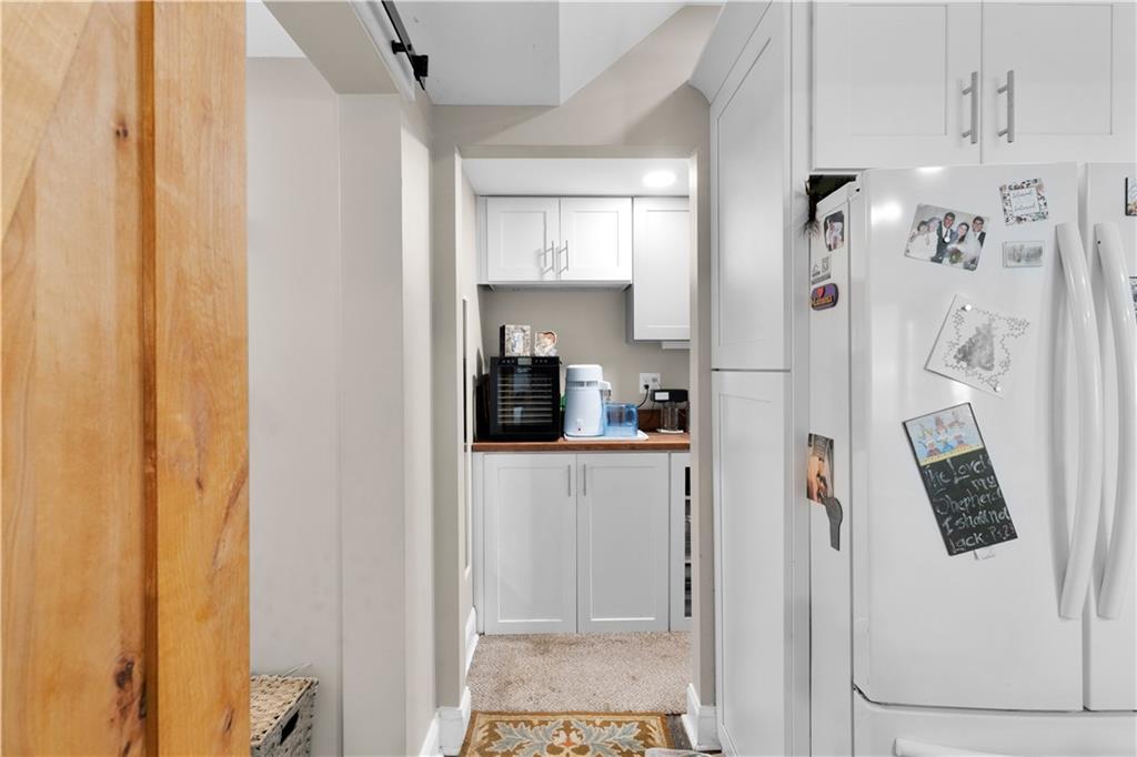 3547 Reavis Mountain Road