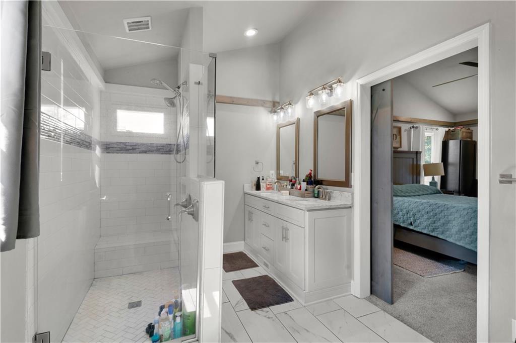 3547 Reavis Mountain Road