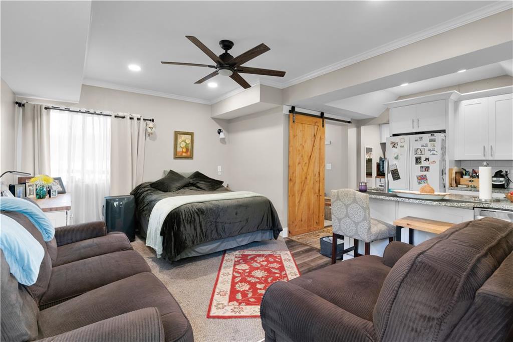 3547 Reavis Mountain Road