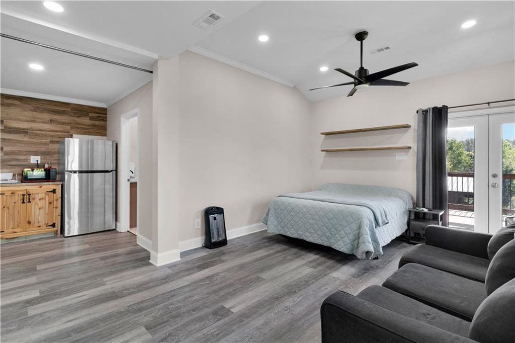 3547 Reavis Mountain Road