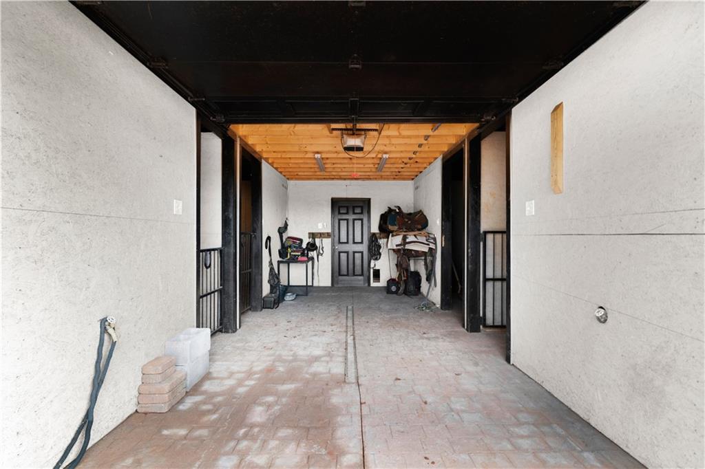 3547 Reavis Mountain Road