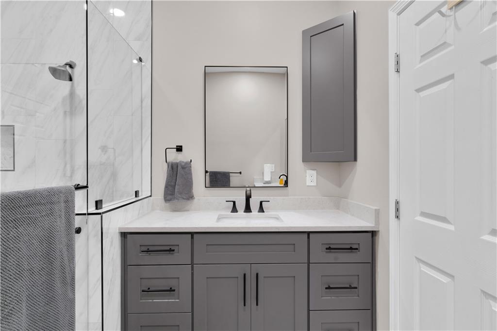 3547 Reavis Mountain Road