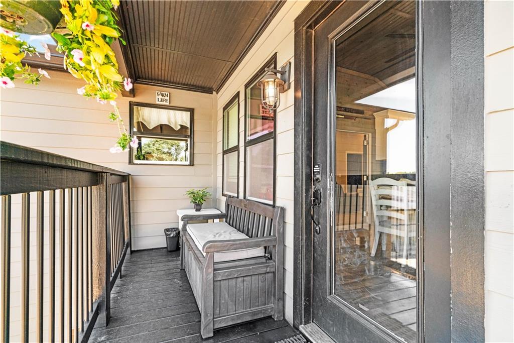 3547 Reavis Mountain Road