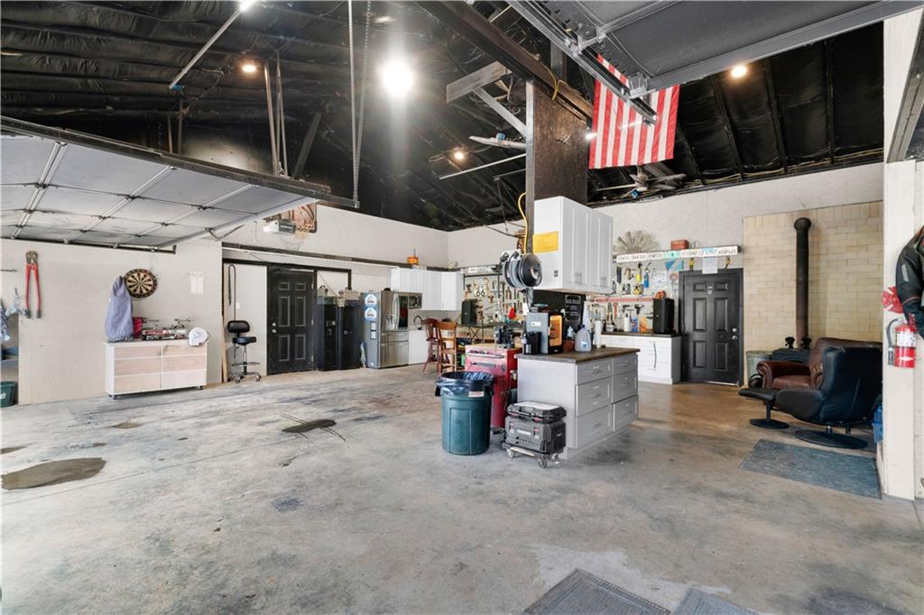 3547 Reavis Mountain Road