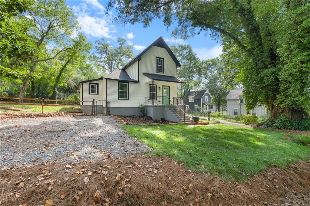 6 Hillside Avenue SE