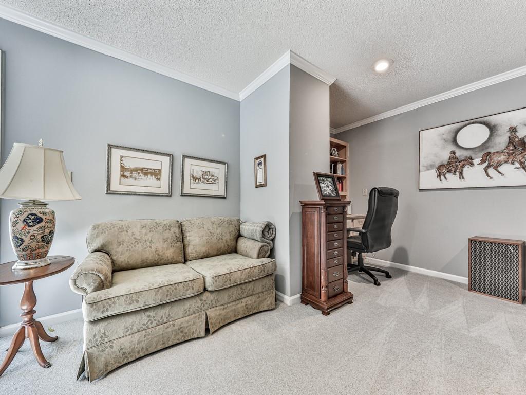 5855 Wills Lake Road