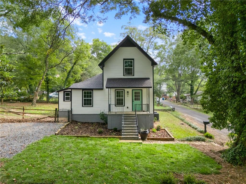 6 Hillside Avenue SE