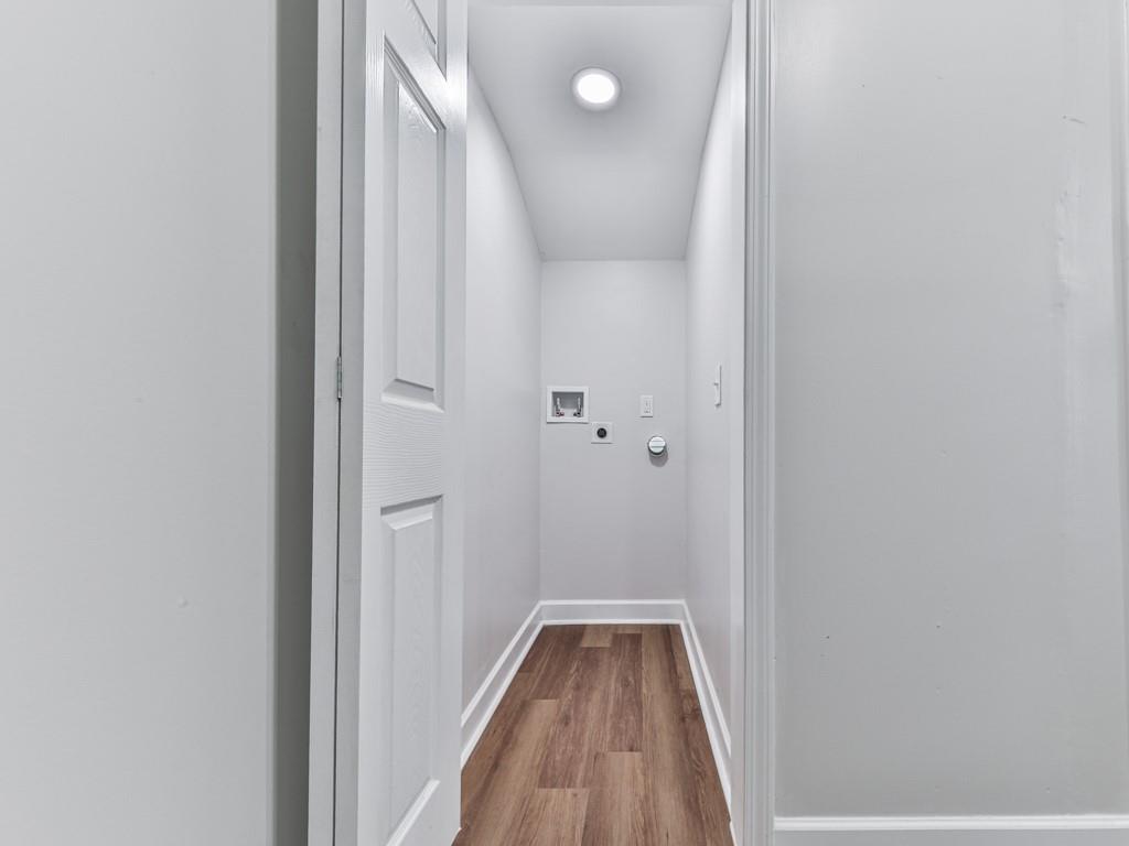 6 Hillside Avenue SE