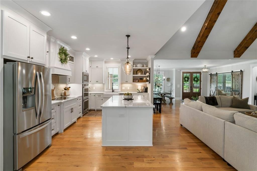 3511 Reavis Mountain #2 Road