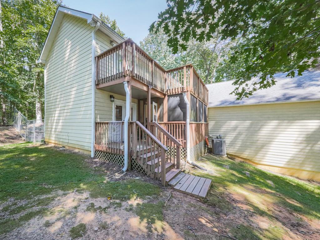 5855 Wills Lake Road