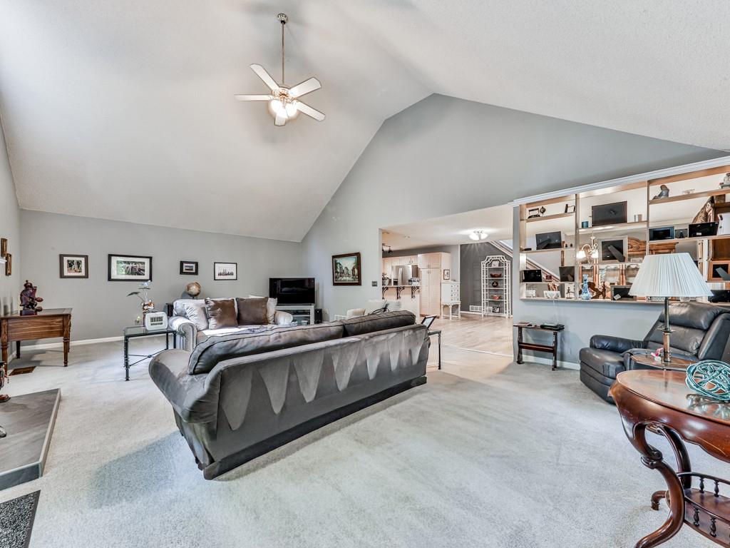 5855 Wills Lake Road