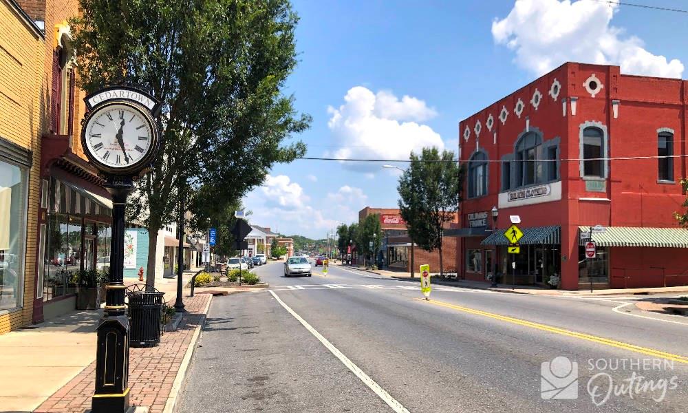 7 Magnolia Boulevard