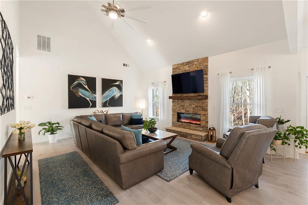 1010 Darby Ford Lane