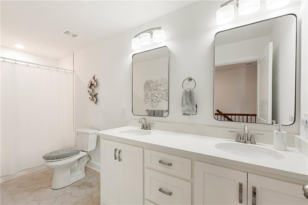 1010 Darby Ford Lane