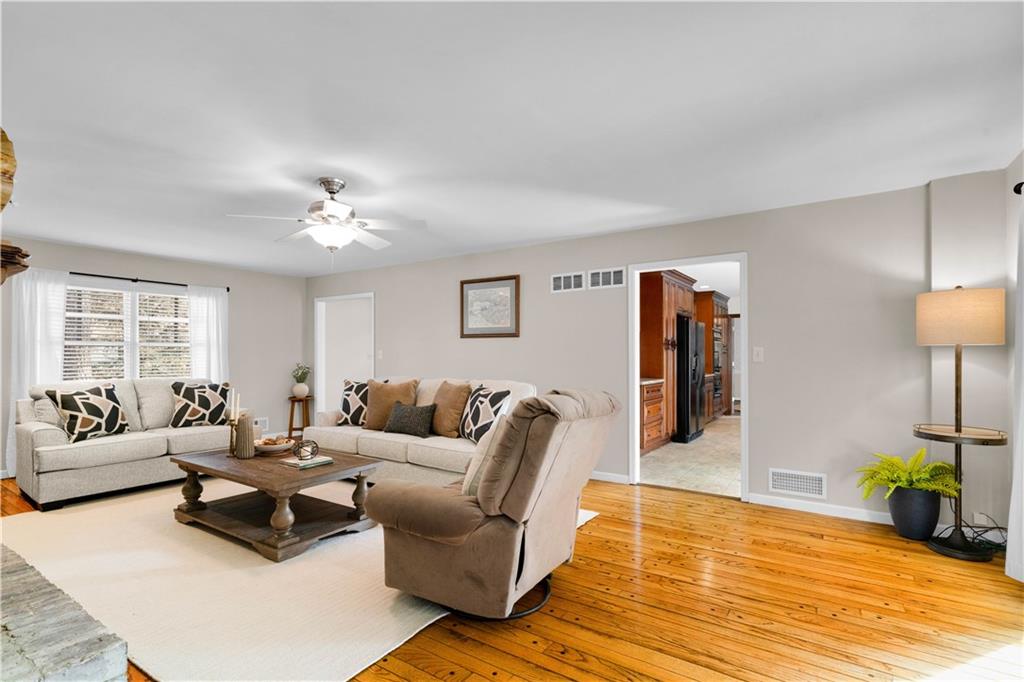 3011 Castleton Way