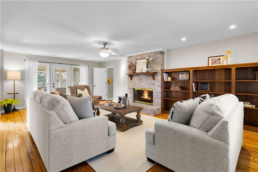 3011 Castleton Way