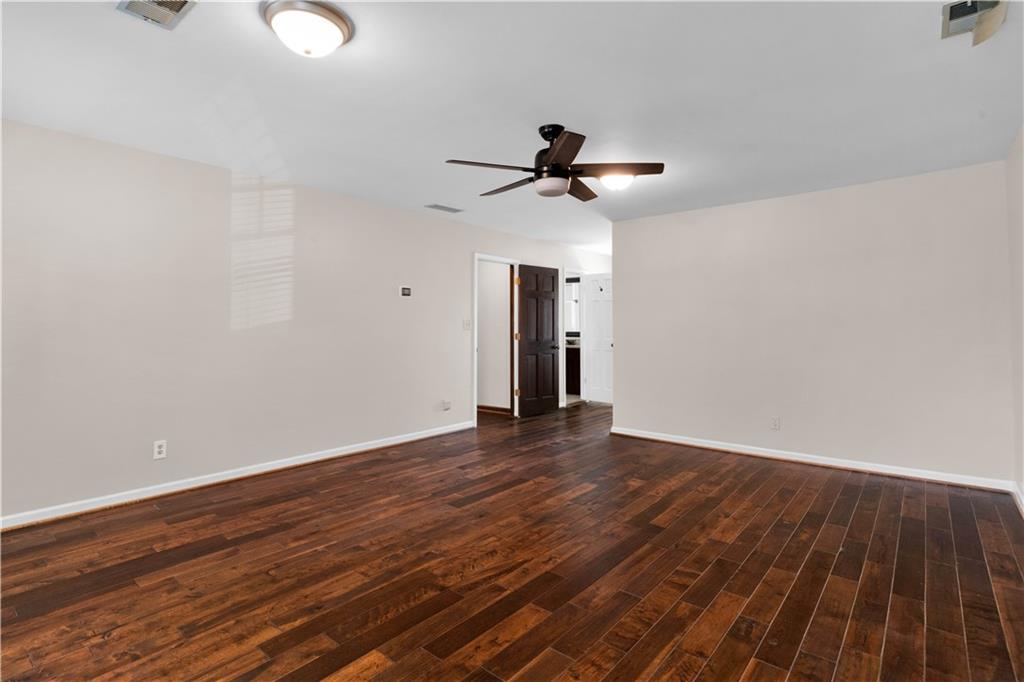 3011 Castleton Way