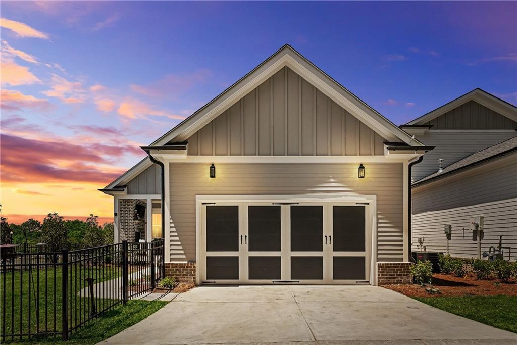 1025 Crossroad Trail