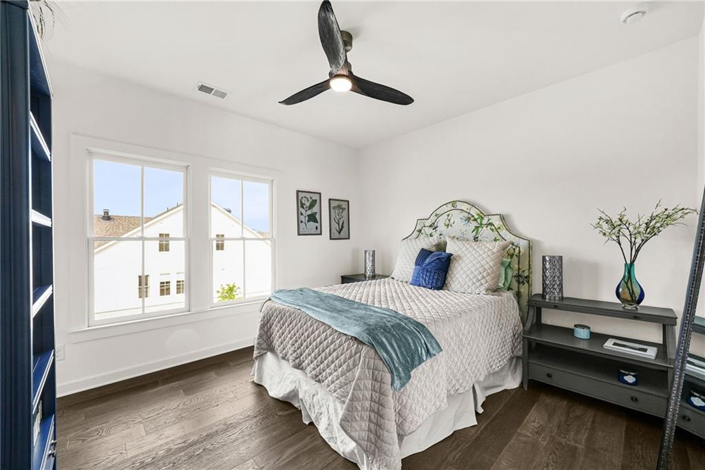 1025 Crossroad Trail