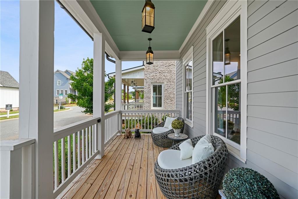 1025 Crossroad Trail