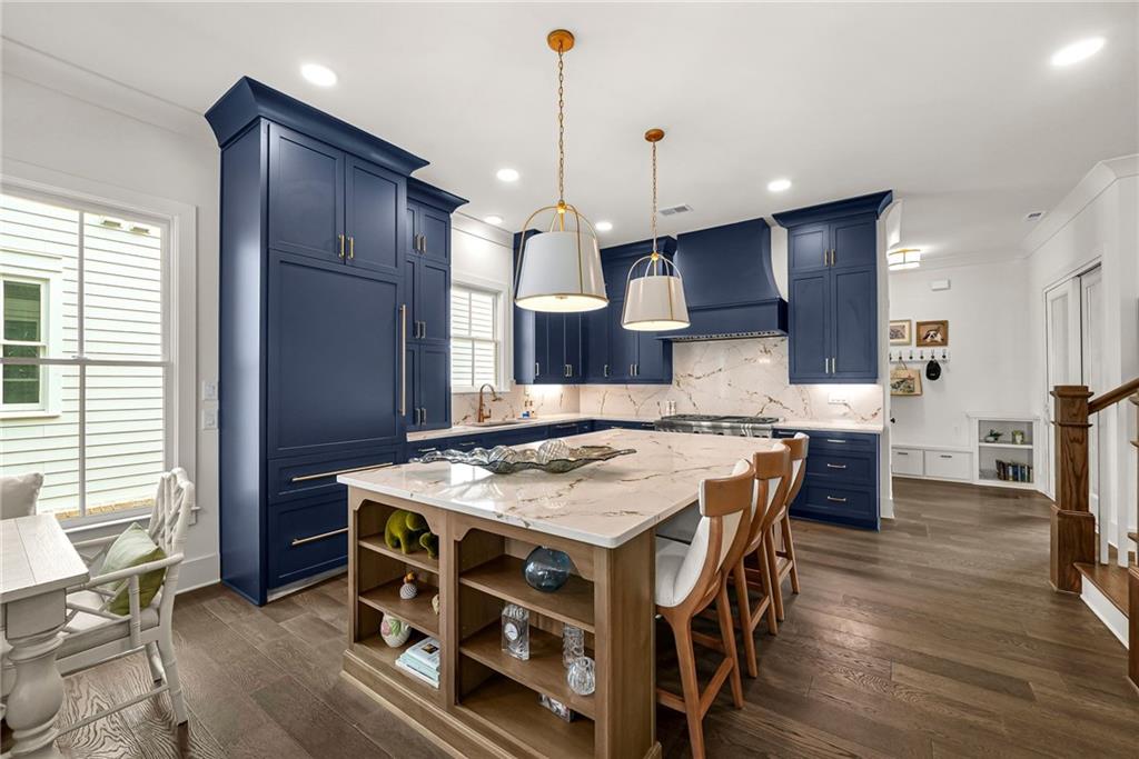 1025 Crossroad Trail