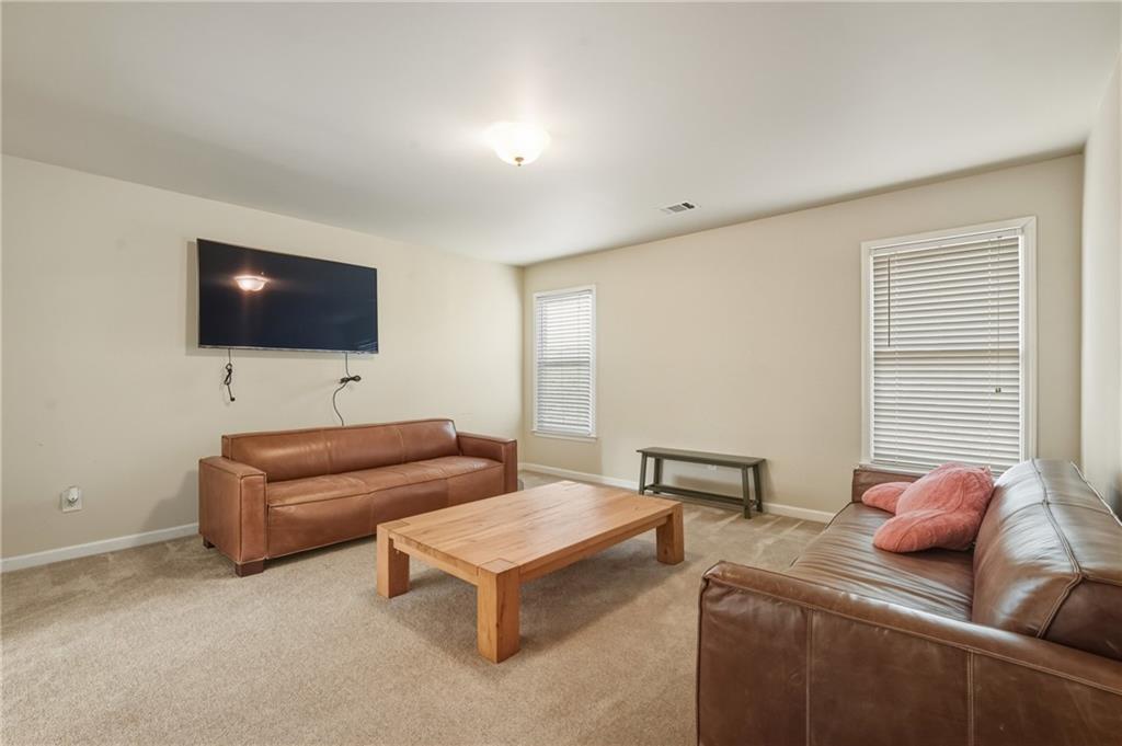 304 Grant Court