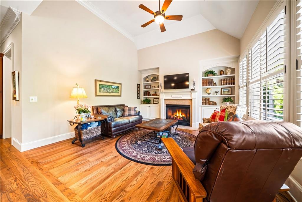 1032 Windsor Green Drive