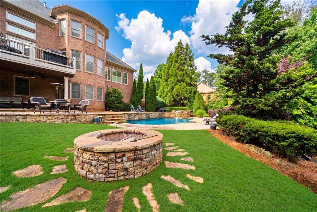 1032 Windsor Green Drive