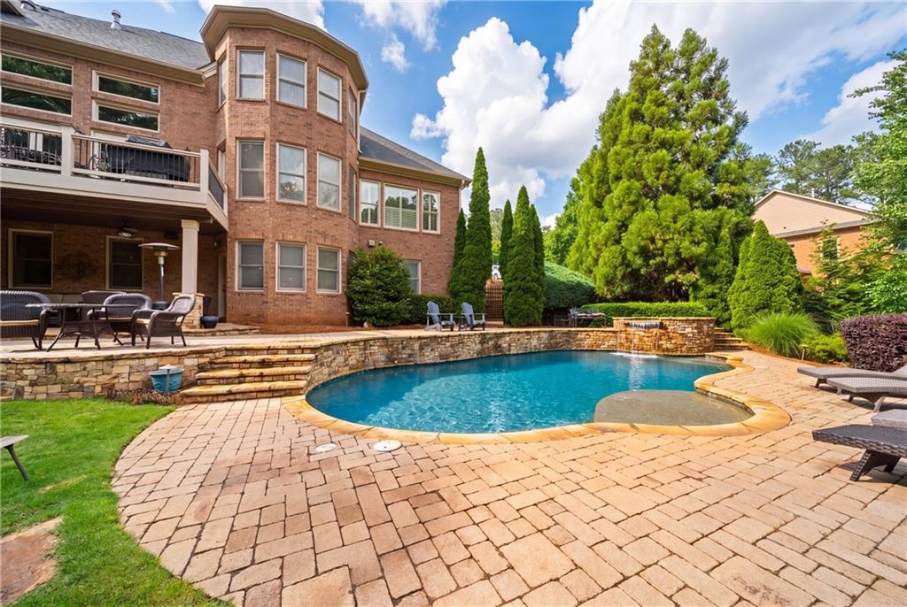1032 Windsor Green Drive