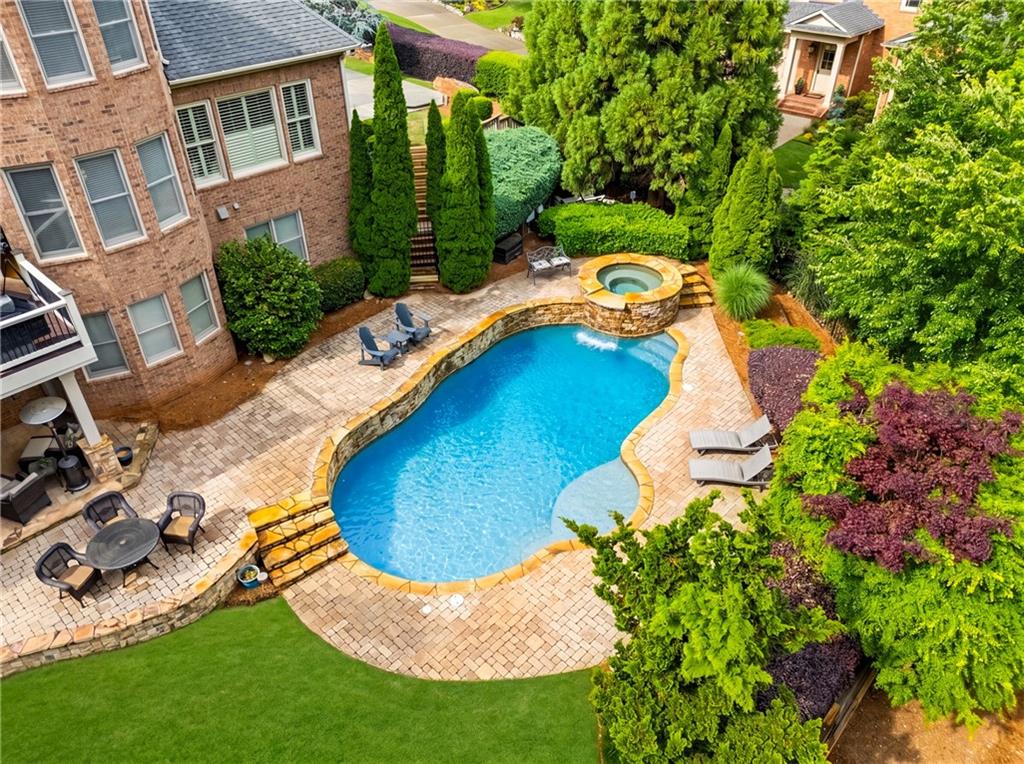 1032 Windsor Green Drive