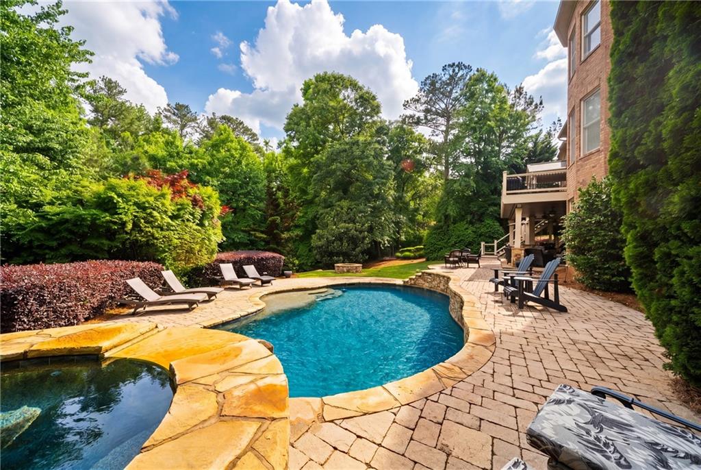 1032 Windsor Green Drive