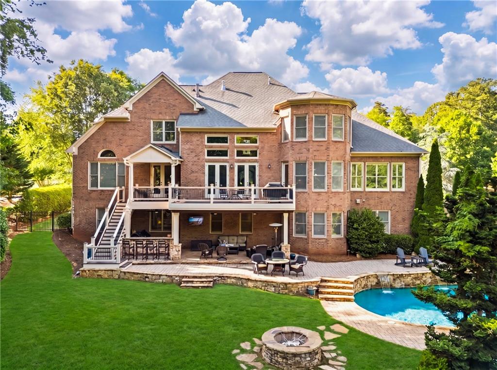 1032 Windsor Green Drive